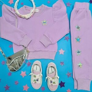 MINI DREAMERS
Stellar Stars Ruffle Sweatshirt And Sweatpants